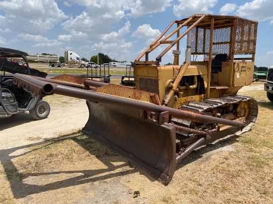 Case 1150 Bulldozer 6 way blade runs & operates rebuilt motor & new radiator