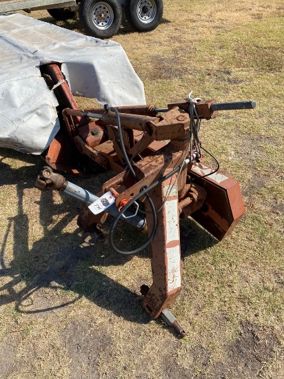 Kuhn cutter GMD 700 Decent cover new hose, new belt,new blades used last year works good