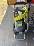 2900 PSI 2.3 GPM Ryobi Gas Power washer