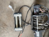 RC Winch 12,000 lb works and comes with new winch remote please