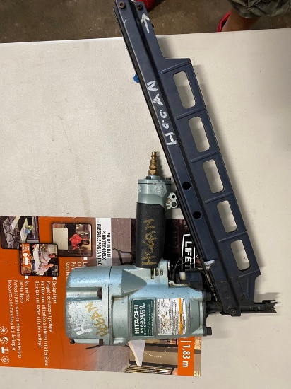 Hitachi 3 1/4 strip Nailer