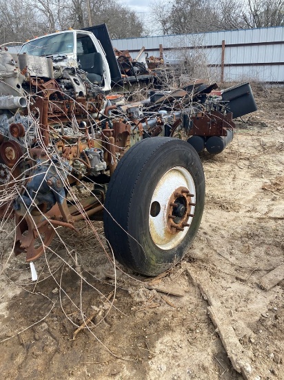 International Truck Frame with motor
