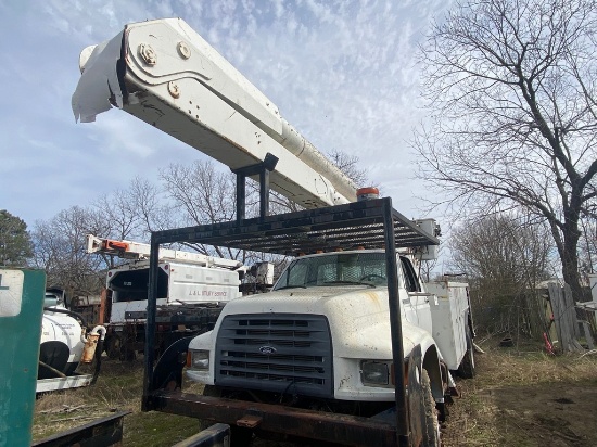 1995' Ford F-Series Boom/service truck non running vin#81605 has title