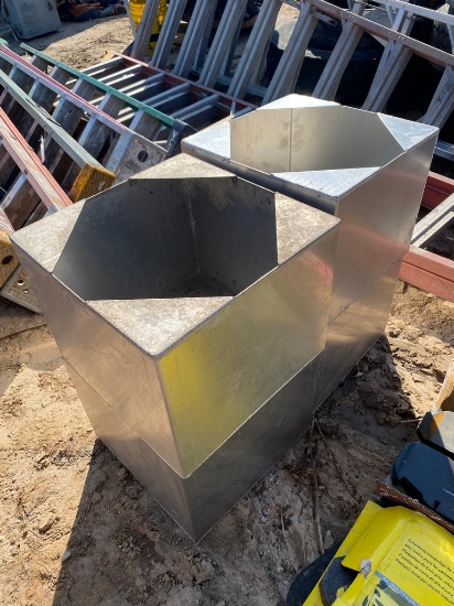 4 Alluminumn boxes