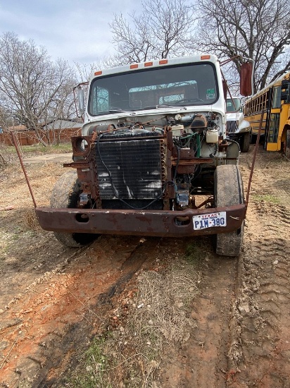 1984 International S1700 parts Truck has title vin#EHA57138