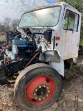 2000 International 4900 Cab & frame parts truck