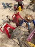2 Pipe stands,2-12 ton jack stands,2 small jack stands