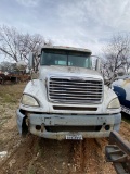 2007 Freightliner Columbia 8 speed CAT Diesel Engine with winch truck bed non running has title