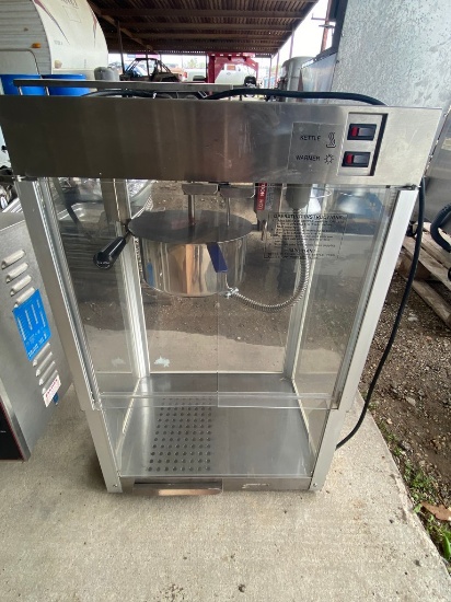 Commercial pop corn machine