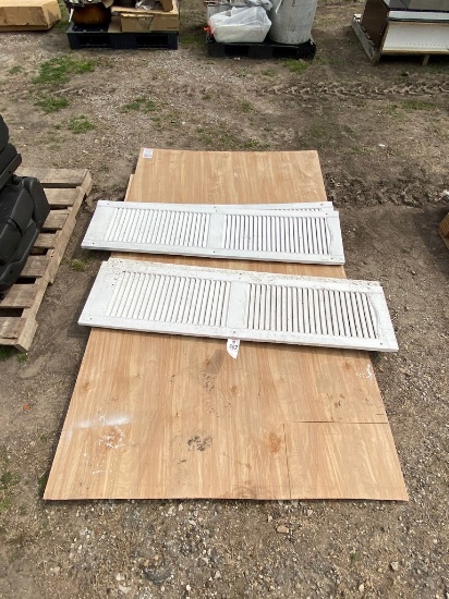 4 Shutters &  2 pices of plywood