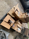 Pallet of glass mugs & coffee mugs