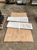 4 Shutters &  2 pices of plywood