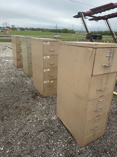 5 filing Cabinets