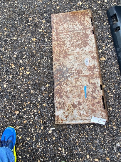 Skidsteer plate
