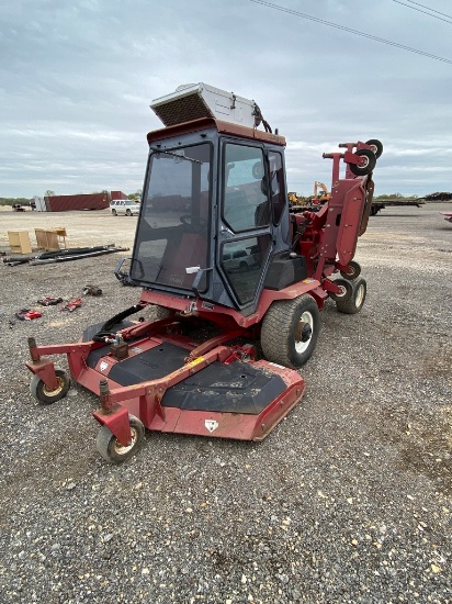 Toro Grounds Master 580-D Runs & Operates 1087 hrs Diesel Engine Closed Cab AC working all the way