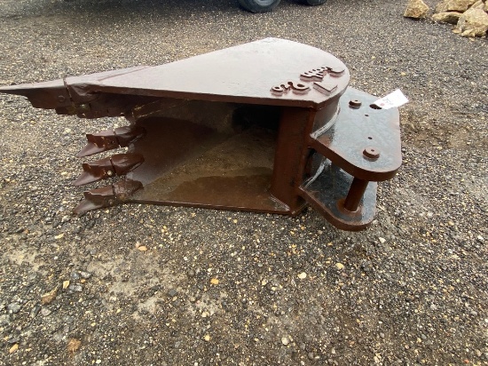 17" Excavator bucket