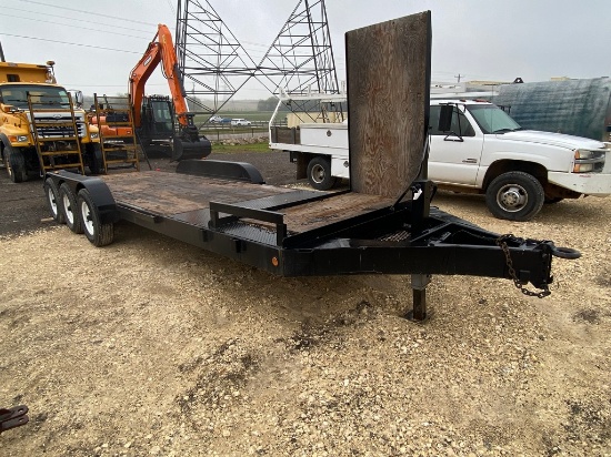 24' Tri Axle equipment Trailer 3-7K Axles, Rear Folding Ramps, side Ramp Pendle hitch
