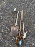 Bundle of yard tools