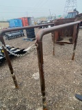 Horse Chute with Feeder