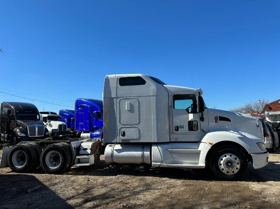 2012 Kenworth Runs & Drives no issues Motor is x15 Miles show 1,095,075