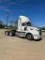 2013 Peterbilt 386 Daycab Shows 791K 10 Speed trans, runs and drives clean title