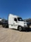 2013 Freighltliner 10 speed shows 478.864 miles runs & drives
