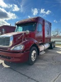 2005 Freightliner runs & drives good motor Cat C15 10 Speed