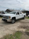 2016 Silverado 4x4 showing 181654 miles, 50,000 miles on motor, have the paperwork to show runs & dr
