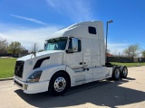 2011 Volvo VNL 60 D13 Automatic 725K miles runs and drives great