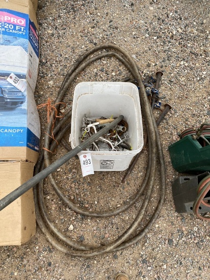 Saddle blanket,tote of bits