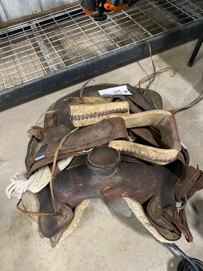 Saddle