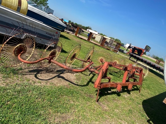 3 point 8 Wheel Hay Rake
