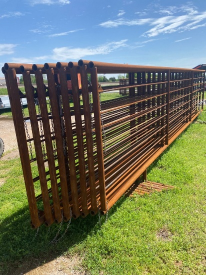 10-24ft. Free Standing Panels 1 with gate