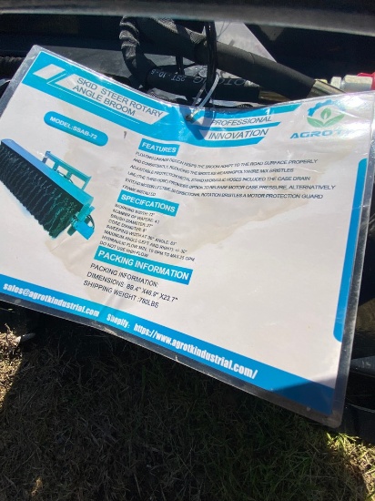 AGT Quick Attach Angle broom