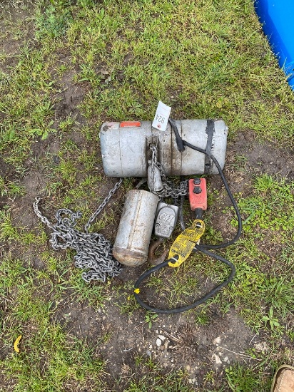 CM 1 ton electric chain hoist