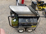 1000 PSI Heated pressure washer