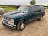 1995 Chevy Tahoe Green Shows 256K runs & drives clean title