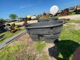 100 Gallon Rubbermaid Tubs