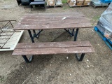 Picnic table