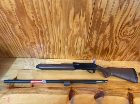 New Winchester super X4 12 Gauge Chamber 3" Barrell 28" SN#PT2091YY11K
