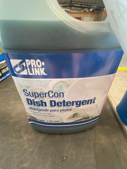 3 Gallons super con dish detergent