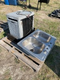 Shop cool Fan & stainless Sink
