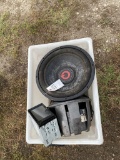 4 Speakers & Radio
