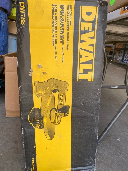 Dewalt 20" Scroll Saw