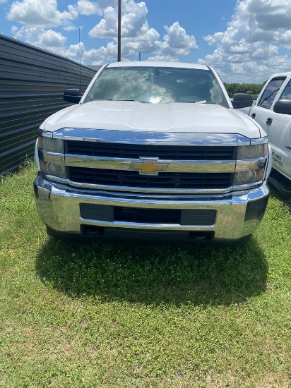 2015 Chevy 2500 4x4 Crew Cab White Runs & Drives Miles TMU Clean Title