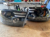 09-18 dodge  Ram Headlights