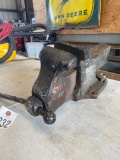 Heavy Duty Bench Vise