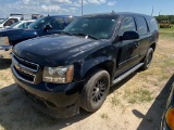 2008 Chevy Tahoe,AC Works, Runs and drives 170K miles Clean title