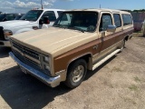 1986 Chevrolet Suburban Brown runs & drives clean title