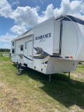2013 Heartland Sundance 32ft. 2 Slides,new hot water heater,new battery